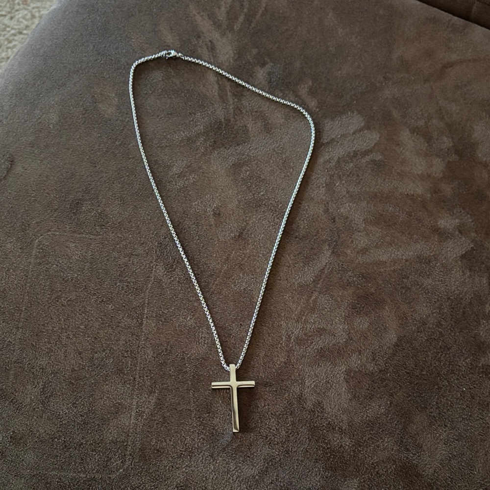 Stainless steel Cross Pendant Necklace